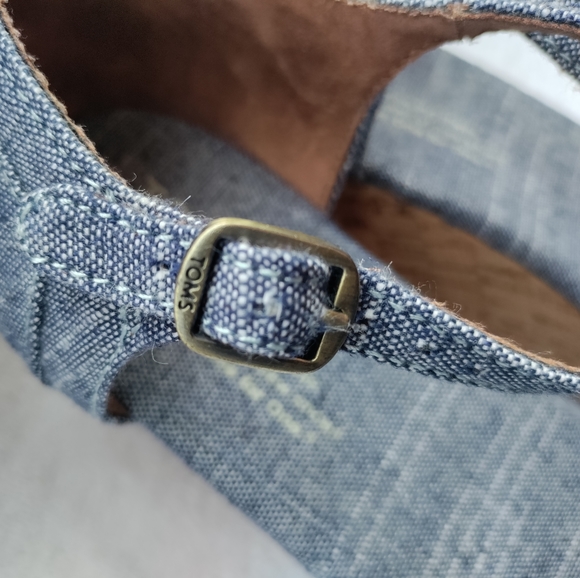 Toms | Chambray Blue Cork Wedge Buckle Platform Sandals Womens Size 7.5 - Picture 12 of 16